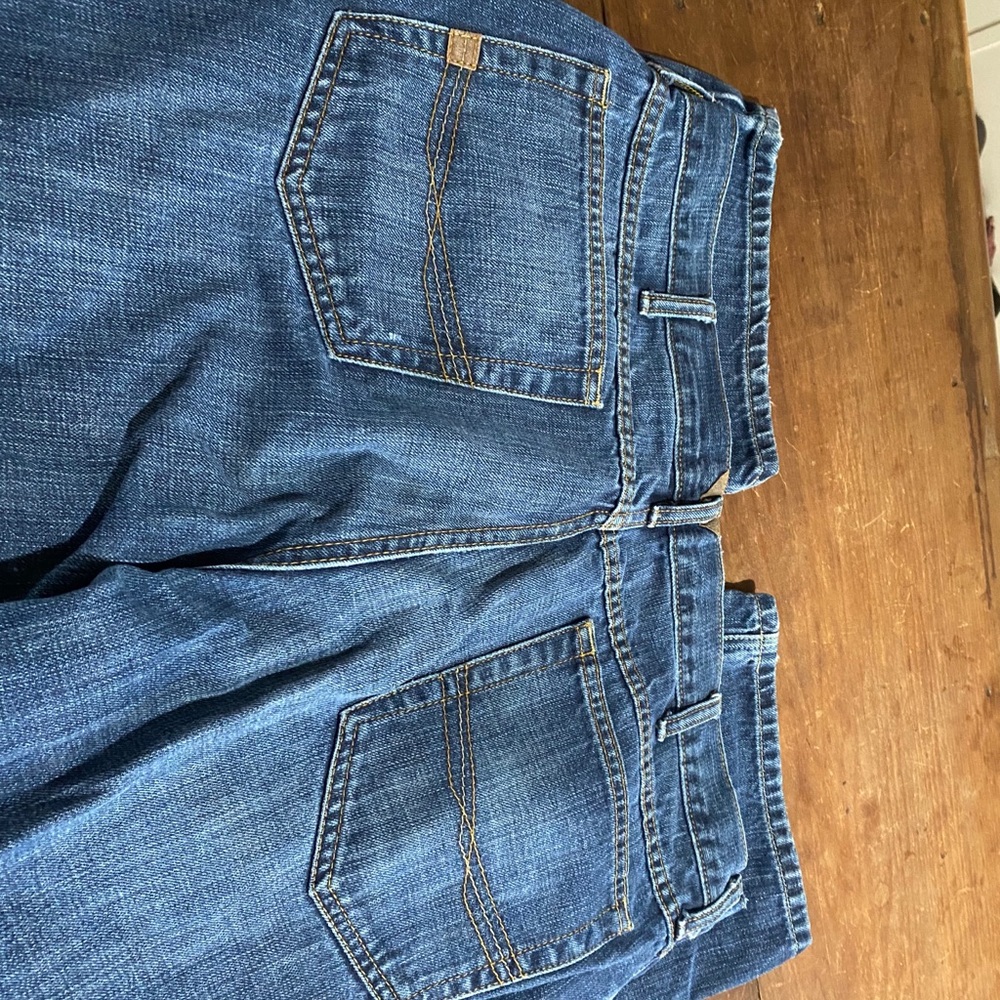 Men’s Ariat jeans size 38x32